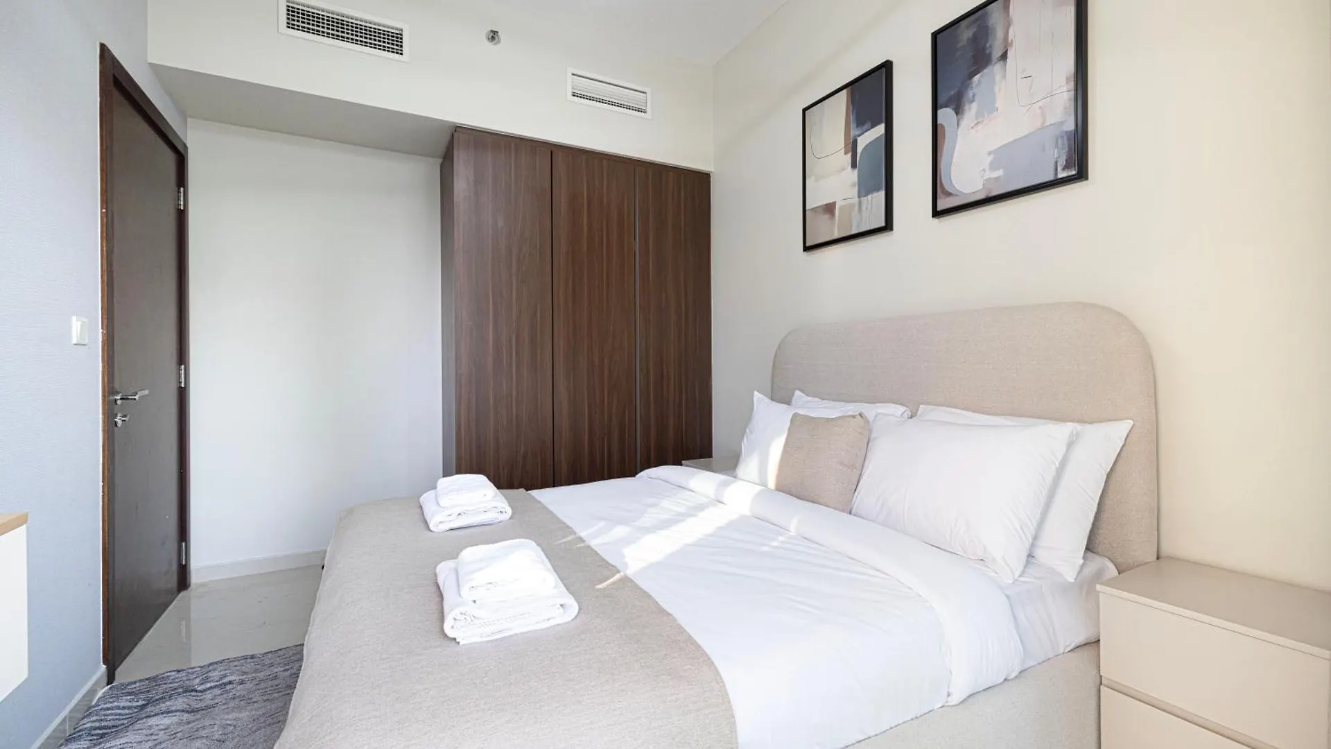 Exclusive 1-Bedroom Apartment With Breathtaking Burj Khalifa Views In The Heart Of Dubai