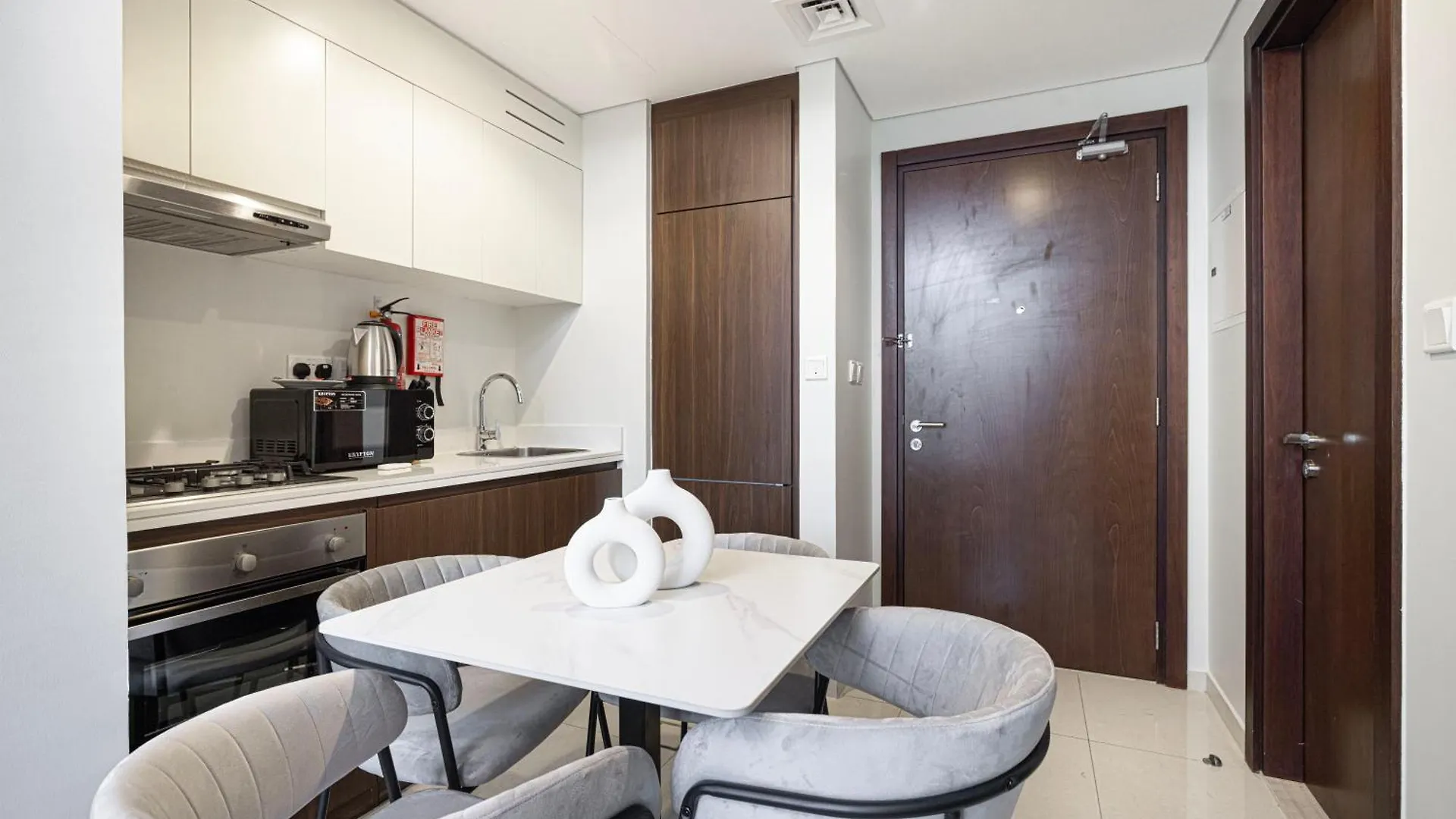 Exclusive 1-Bedroom Apartment With Breathtaking Burj Khalifa Views In The Heart Of Dubai