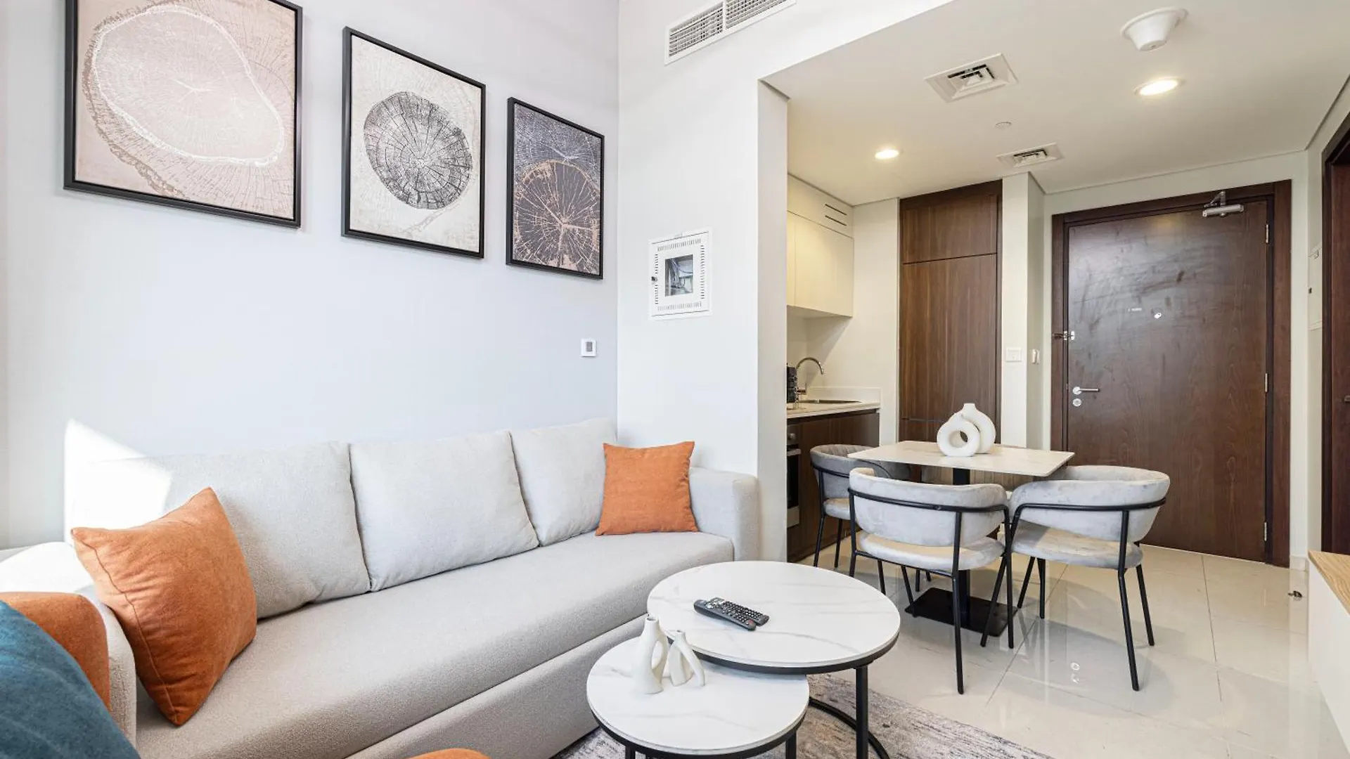 Exclusive 1-Bedroom Apartment With Breathtaking Burj Khalifa Views In The Heart Of Dubai 0*,