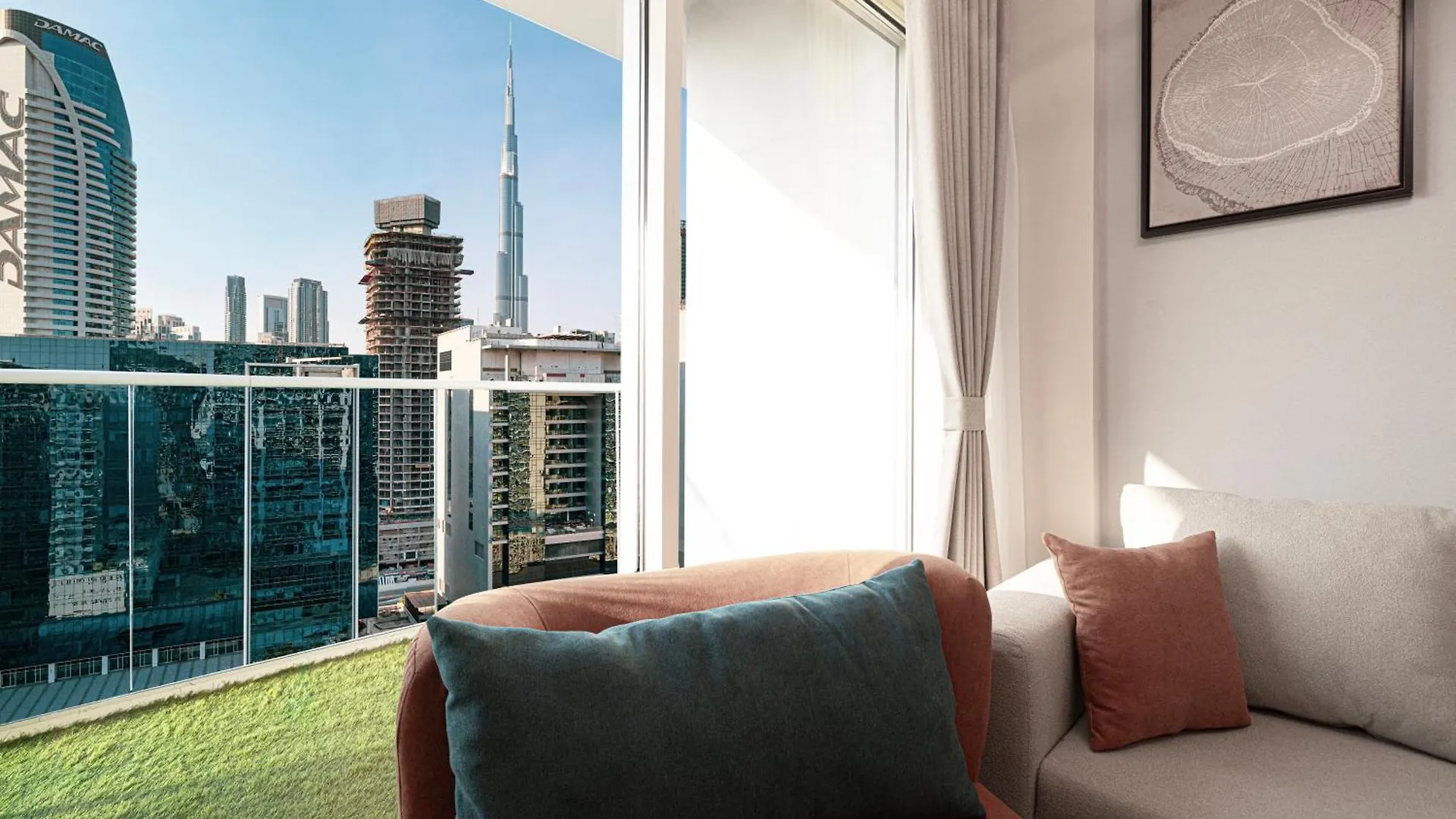 Exclusive 1-Bedroom Apartment With Breathtaking Burj Khalifa Views In The Heart Of Dubai